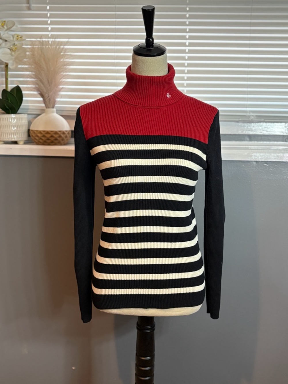 Classic Lauren Ralph Lauren ribbed turtleneck sweater Size M - Picture 2 of 7